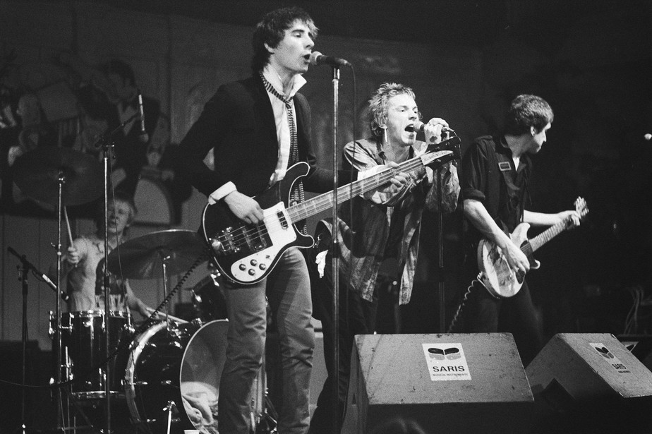 God Save The King M Sica Do Sex Pistols Que Irritou Elizabeth Ii Ganha