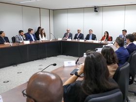Big techs renovam parceria contra desinformação com TSE