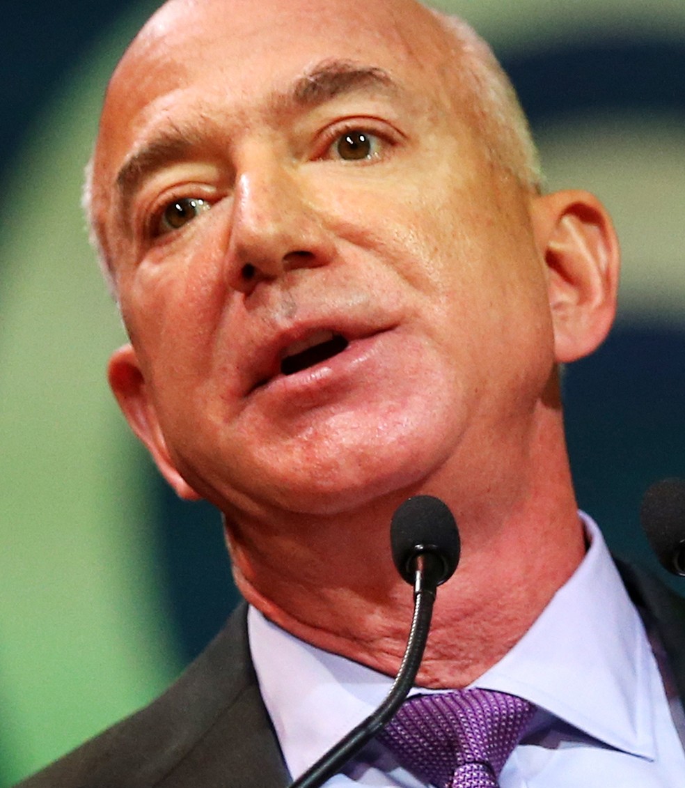 O fundador da Amazon, Jeff Bezos, venderá US$ 5 bilhões em ações da empresa — Foto: Robert Perry/EPA/Bloomberg