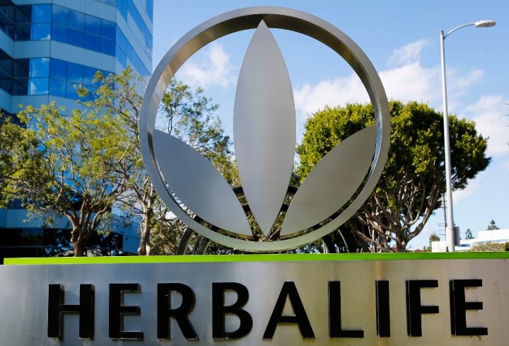 Diretor-presidente da Herbalife renuncia e empresa abre busca por novo chefe