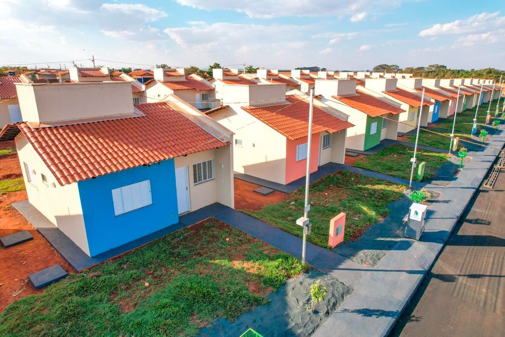 O governo do estado entregou 2.788 casas a custo zero para famílias em 59 municípios goianos.  — Foto: Divulgação