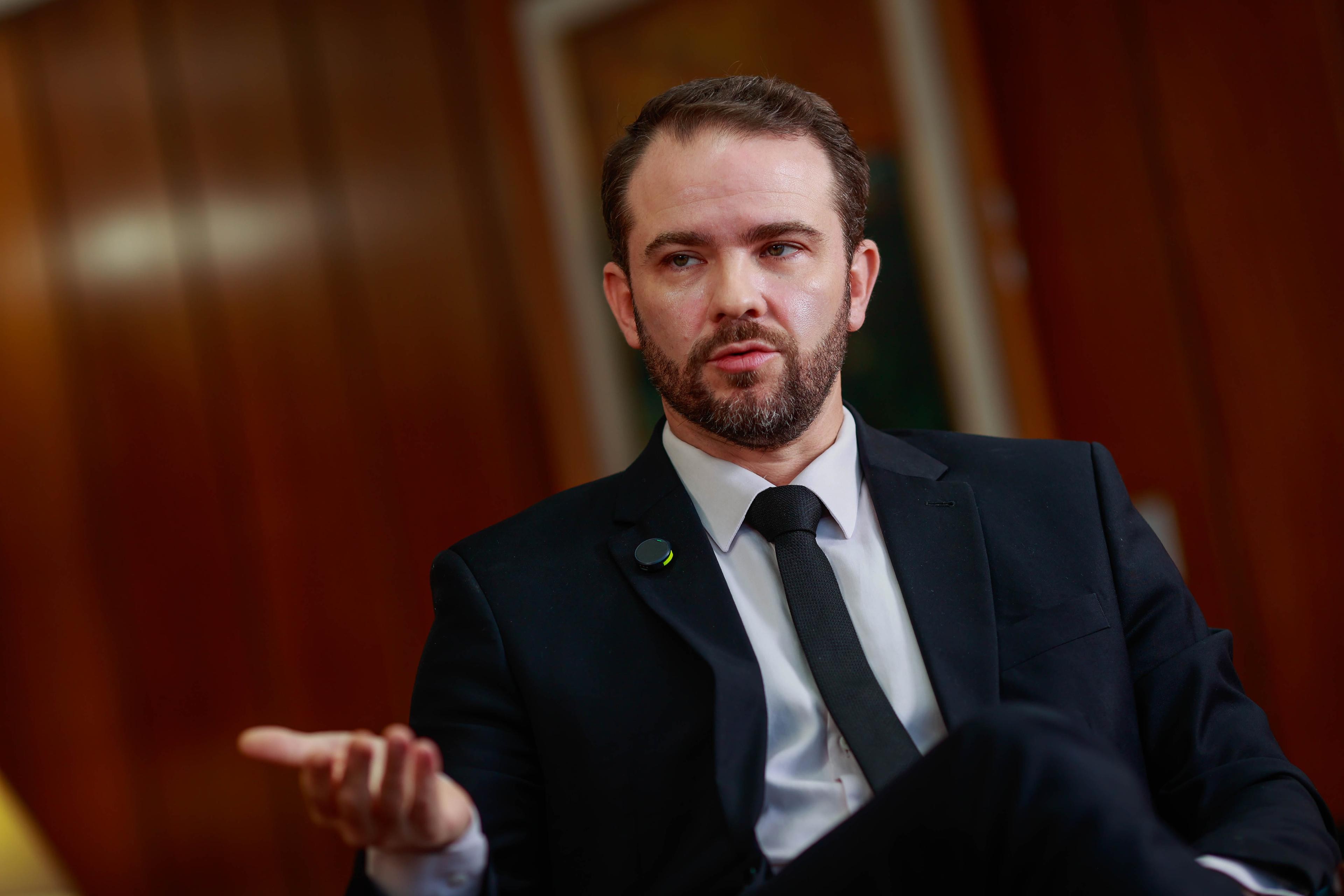 Durigan diz que pode falar com Bessent sobre classificação de facções como terroristas, mas ‘não cabe vassalagem’