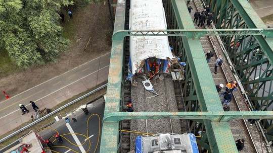 Colisão de trens em Buenos Aires deixa ao menos 90 feridos