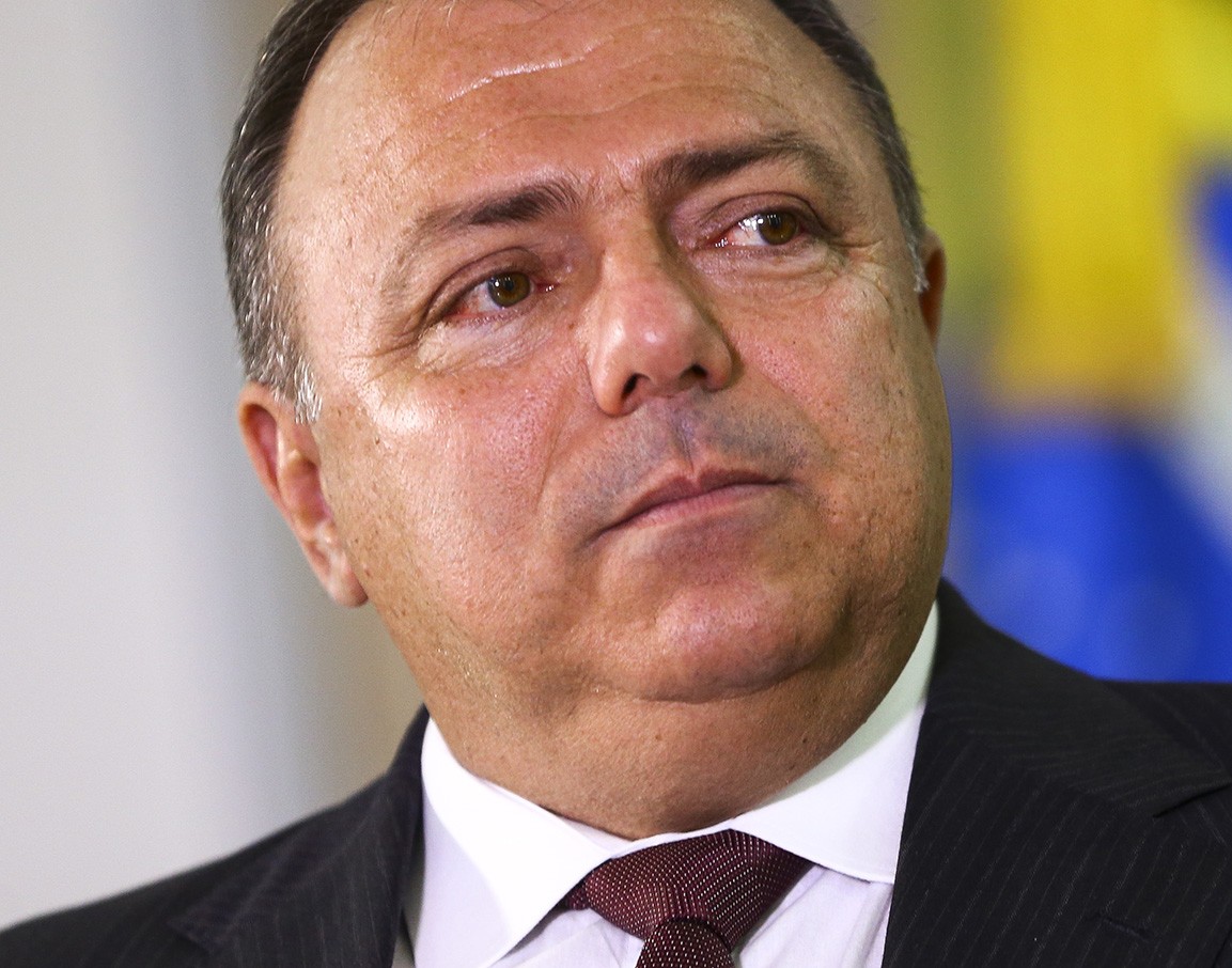 Pazuello afirma que 8 de janeiro não foi tentativa de golpe e volta a acenar ao voto feminino - QTU Questões do Universo