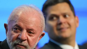 Ministro diz que Alcolumbre 'está sintonizado' com a reeleição do Lula