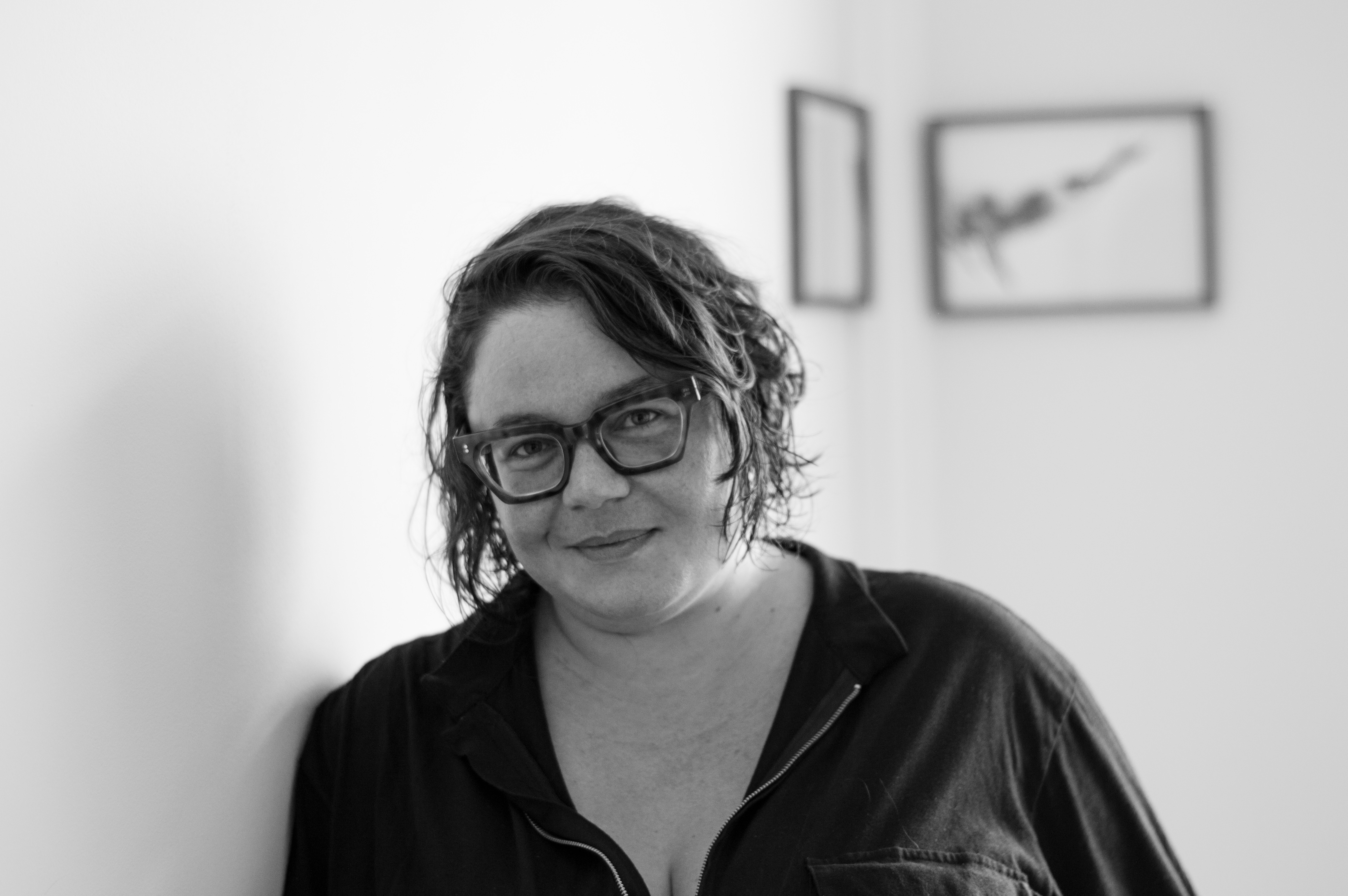 Da mesma linhagem de Clarice Lispector, Lilian Sais trata de luto, futebol e poesia - QTU Questões do Universo