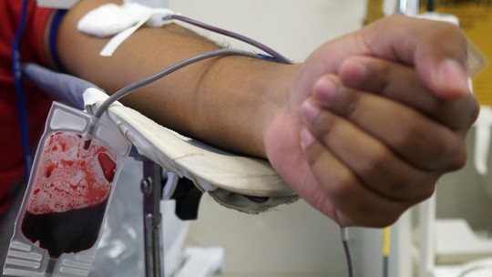 PEC que regulamenta coleta de plasma pode causar ‘apagão’ na doação de sangue, diz Ministério da Saúde