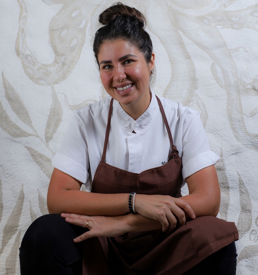 Monique Gabiatti é a única chef do Rio a lidar 100% com peixes — Foto: Tais Barros/Divulgação