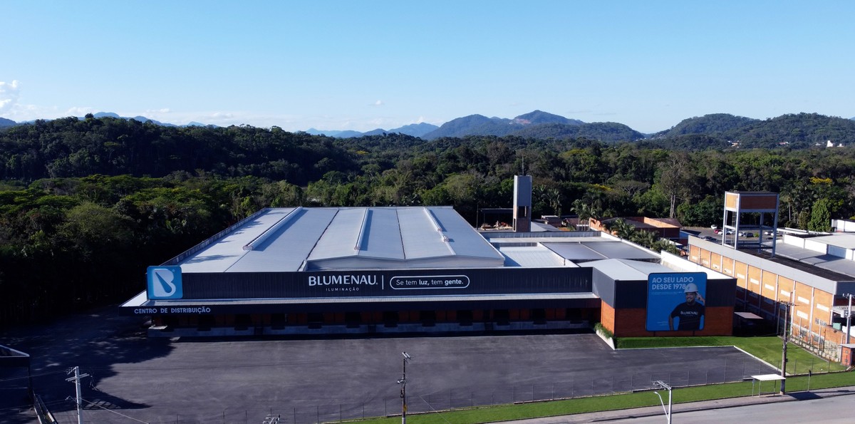 Blumenau Iluminação mira faturamento de R$ 500 milhões para 2026