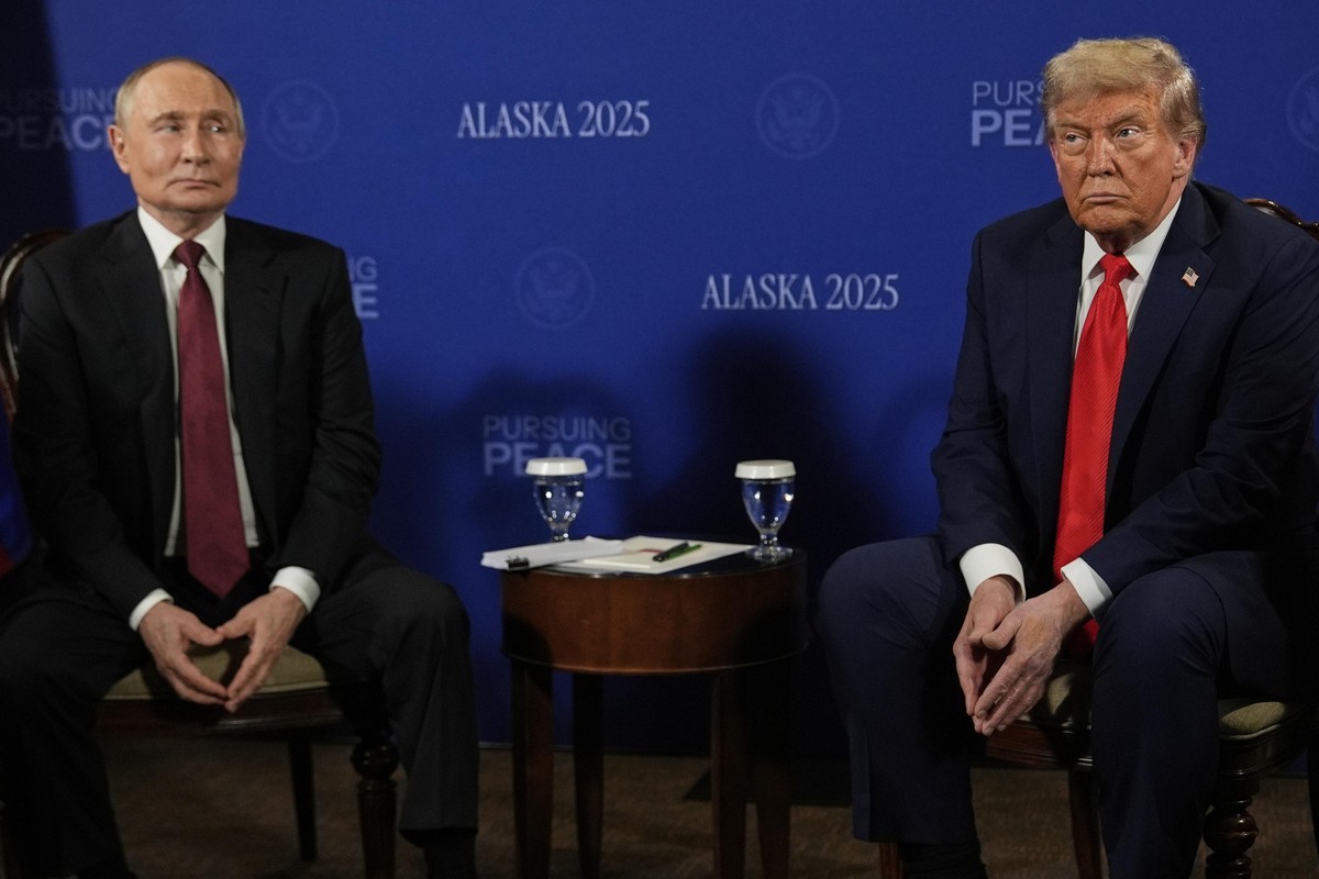 Trump rejeita proposta de Putin para transferir urânio do Irã à Rússia, diz jornal