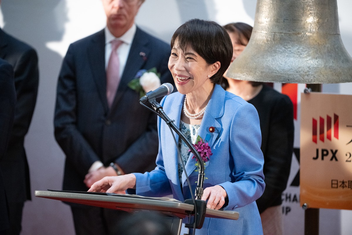 Partido de Sanae Takaichi caminha para ampla vitória em eleições no Japão