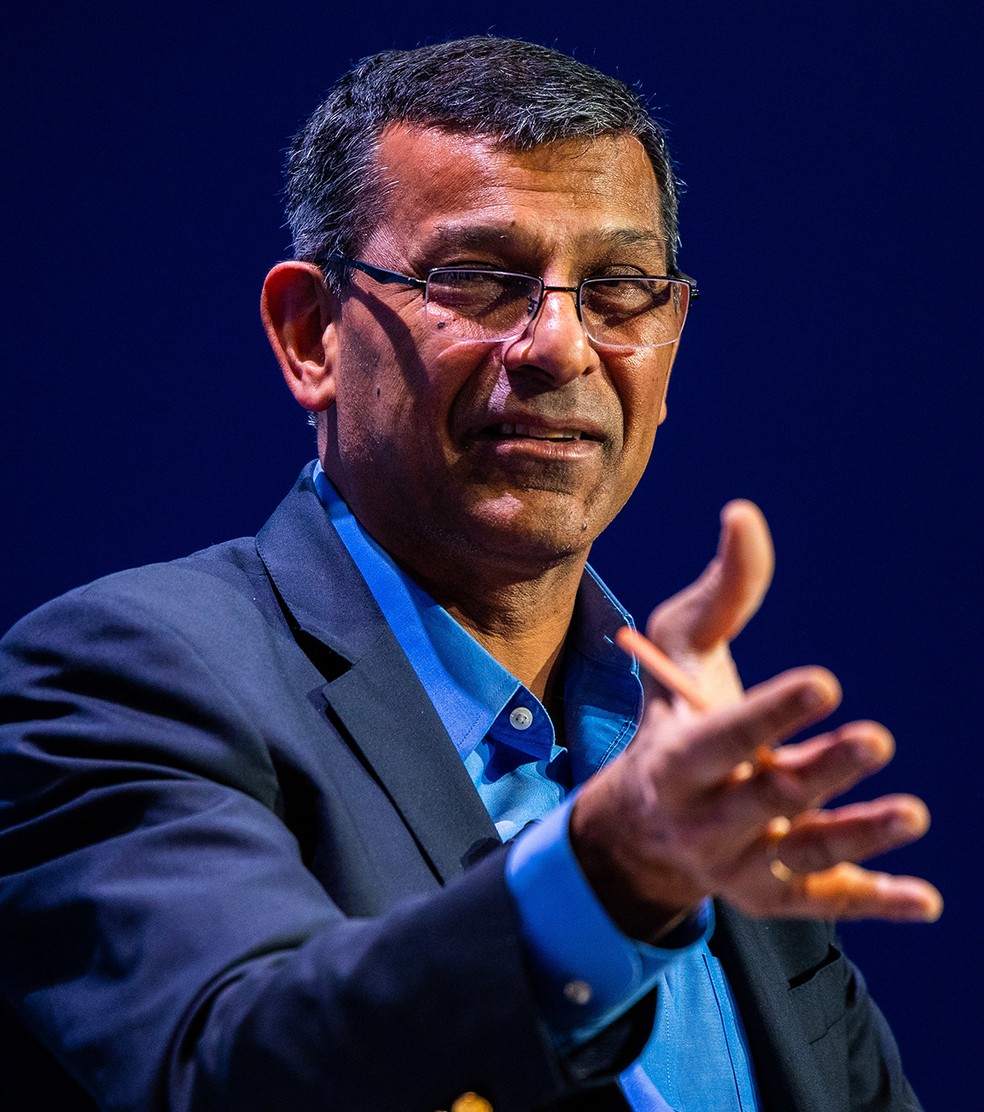 Raghuram Rajan: investimentos na transição verde, inteligência artificial e guerra ampliam gastos e pressionam juros — Foto: World Economic Forum/Ciaran McCrickard