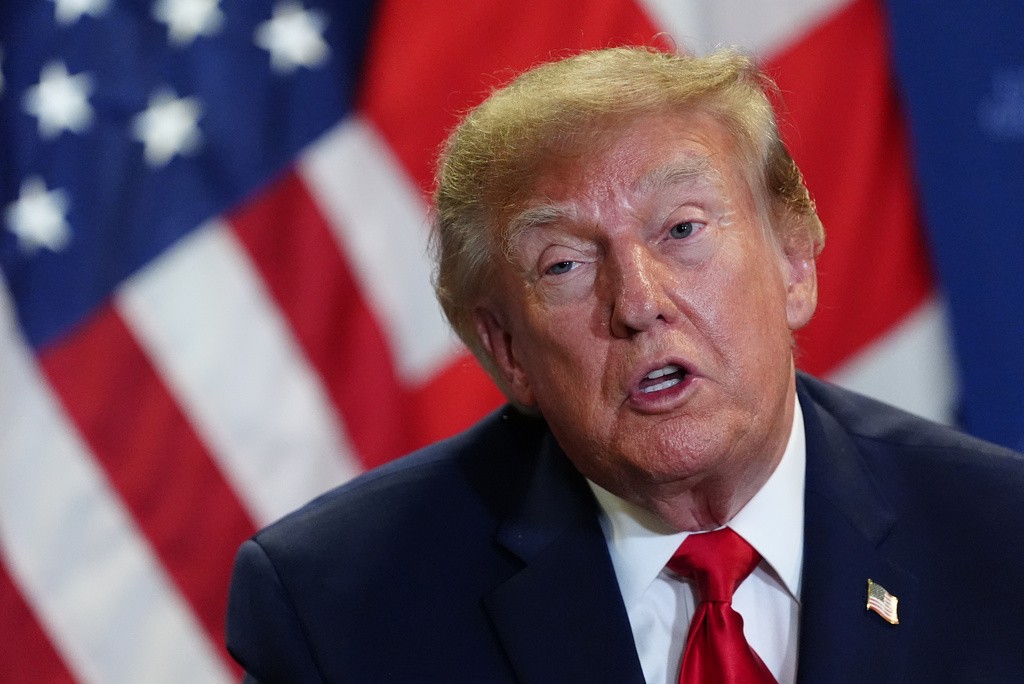 Trump nega intenção de descongelar ativos e de aliviar sanções ao Irã - Foto