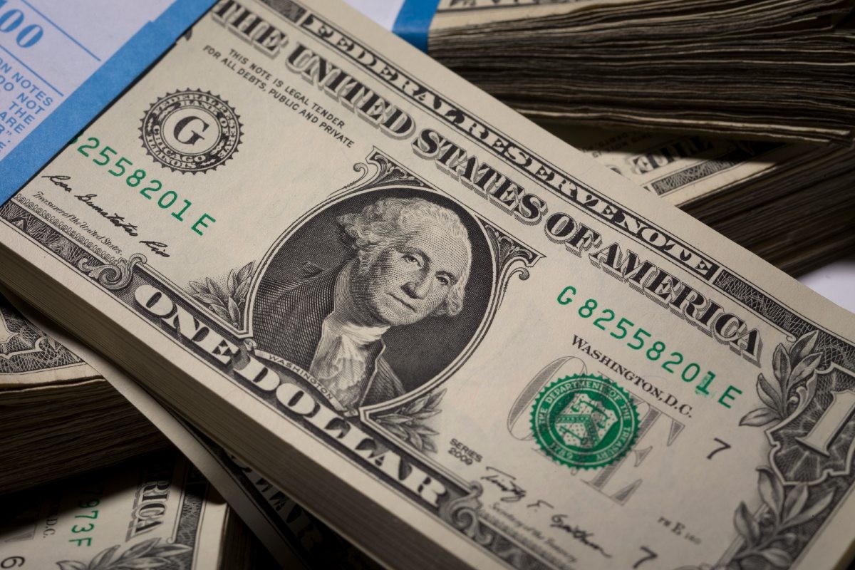 Juros de títulos da zona do euro caem com redução de apostas em aperto do BCE