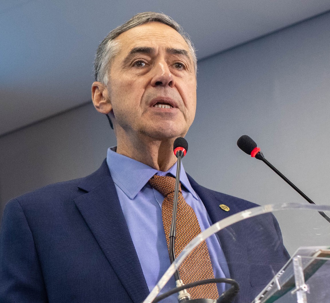 Reforma tributária traz preocupação sobre as disputas judiciais, diz Barroso