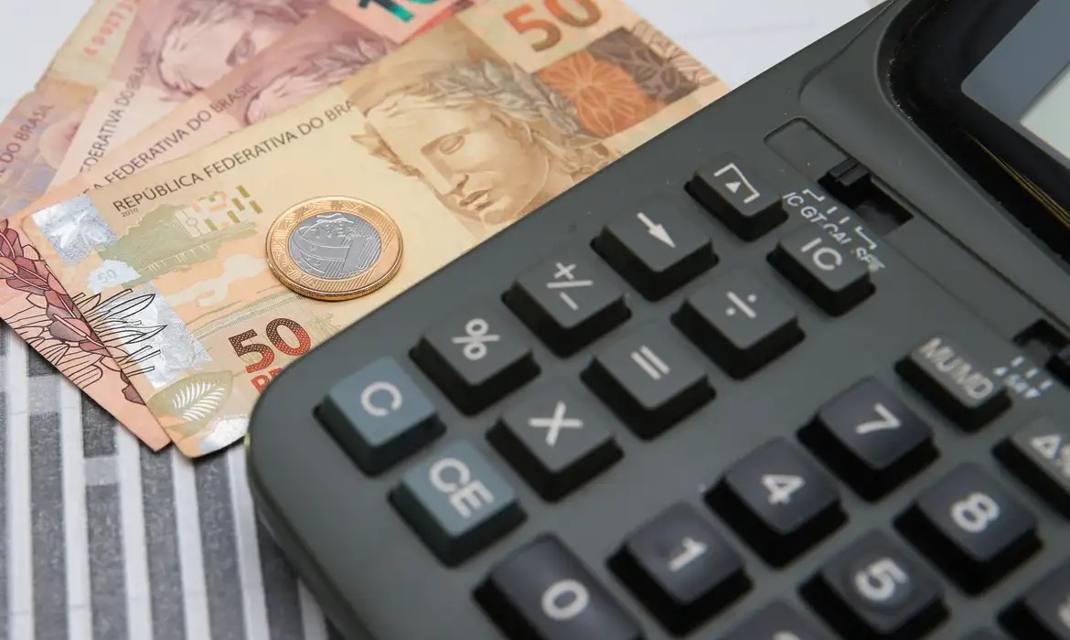 PIB se posicionou em patamar recorde, diz IBGE