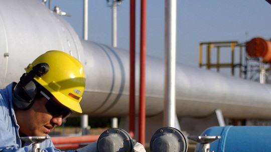 Petrobras mira países vizinhos para novos negócios de exploração e de gás, diz Prates
