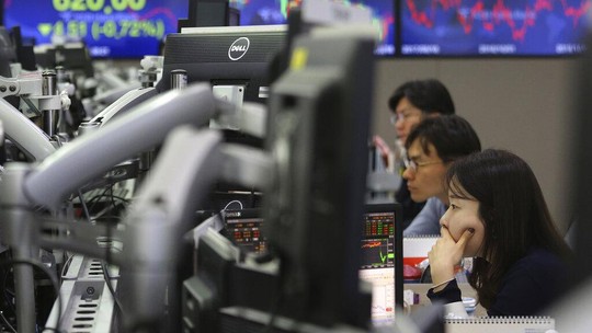 Bolsas da Ásia encerram sem rumo comum após Fed