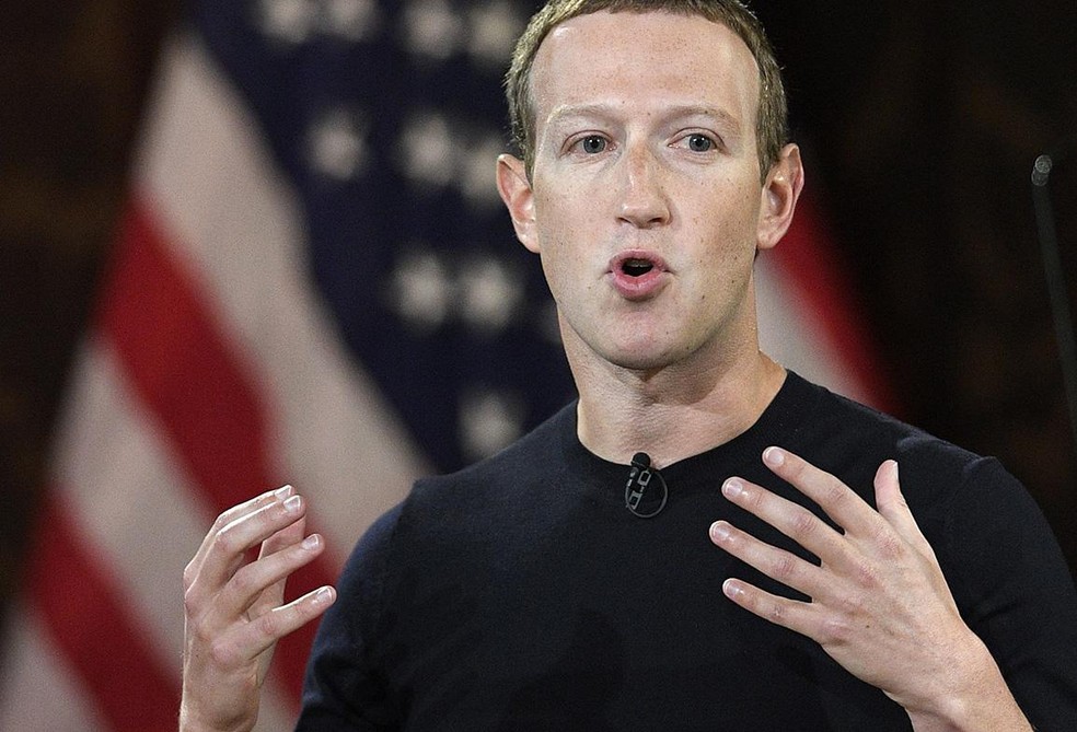 Mark Zuckerberg: Fortuna do dono do Facebook, WhatsApp e Instragram encolheu — Foto: Nick Wass/AP