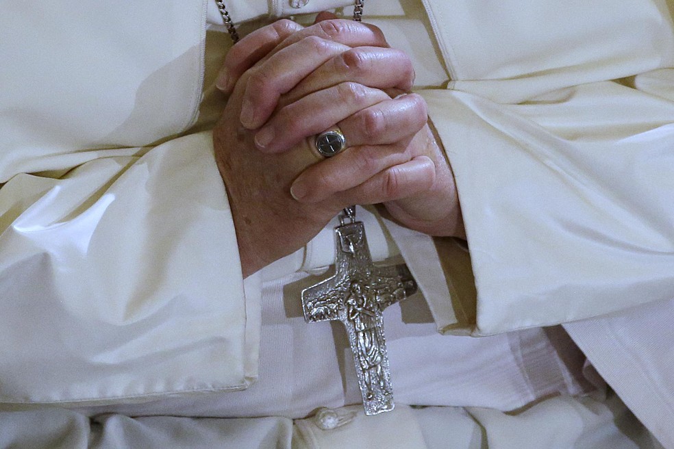 Aos 86 anos, o Papa Francisco passou por cirurgia de hérnia abdominal — Foto: Gregorio Borgia/AP