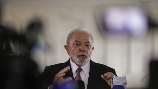 Lula descansa e faz fisioterapia no Palácio da Alvorada após alta do hospital