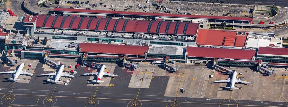 Aeroporto Internacional Juan Santamaria — Foto: Facebook/@SJOAeropuerto Internacional Juan Santamaria