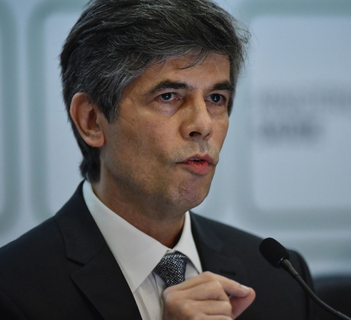 Não estava alinhado com Bolsonaro, afirma Teich Brasil Valor Econômico