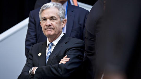 Powell admite que 'progresso da desinflação' pode não ser suficiente para cortar juros neste ano