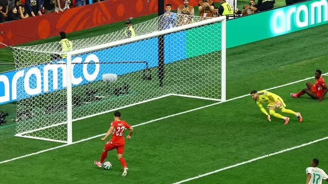 Copa do Mundo: Suíça vence Argélia e se classifica para oitavas de final