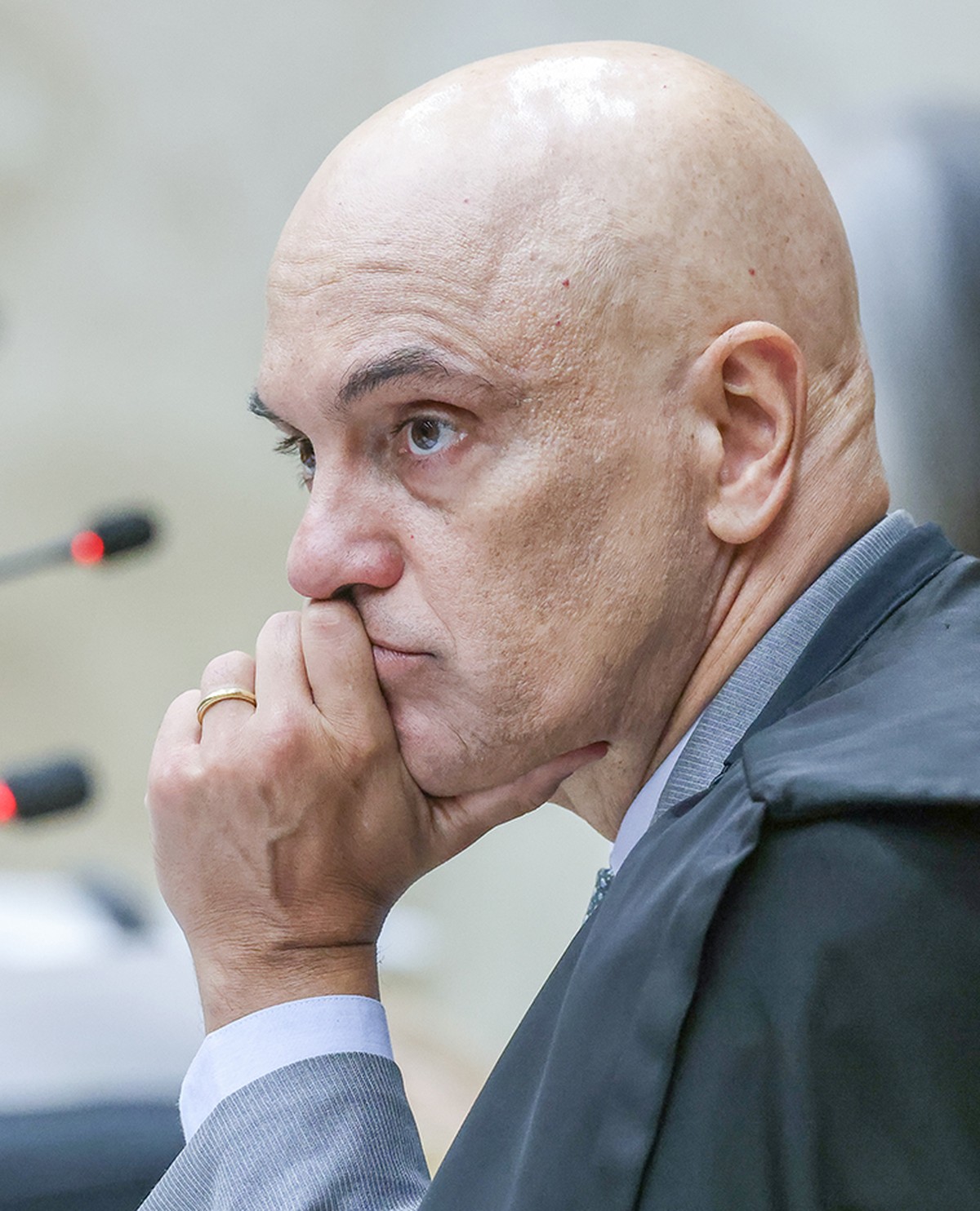 Moraes manda apurar se dados de ministros do STF foram vazados por Coaf e Receita | Política