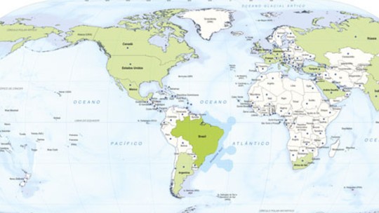 IBGE vai vender mapa com Brasil no centro do mundo