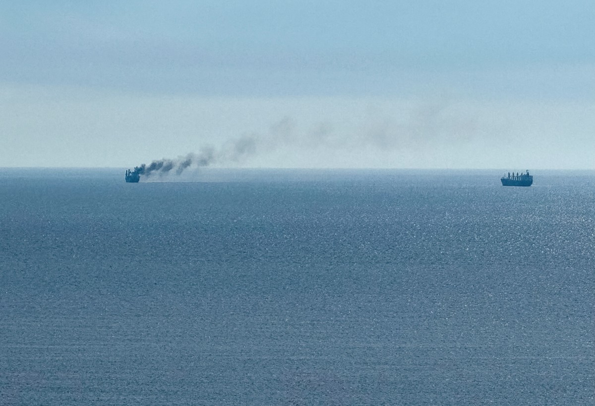 Russia strikes Ukrainian port vessels and military sites in Odesa and Mykolaiv