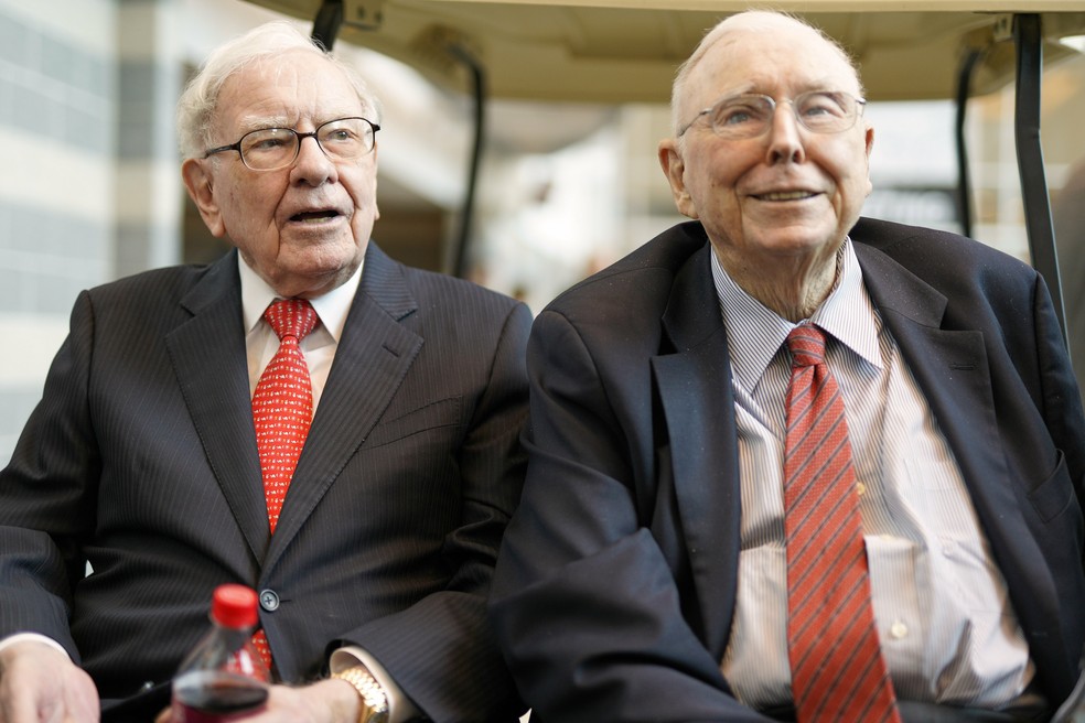Warren Buffett e Charlie Munger — Foto: AP Photo/Nati Harnik, arquivo