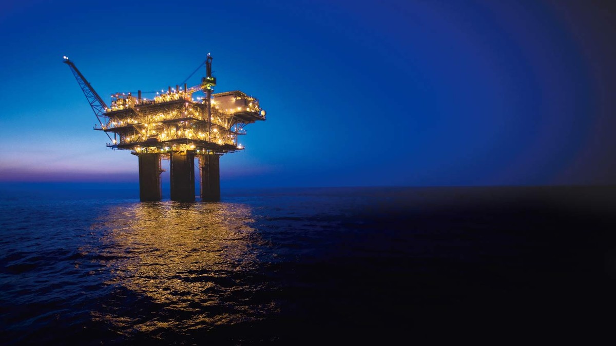 Petróleo Dispara com Tensões no Oriente Médio