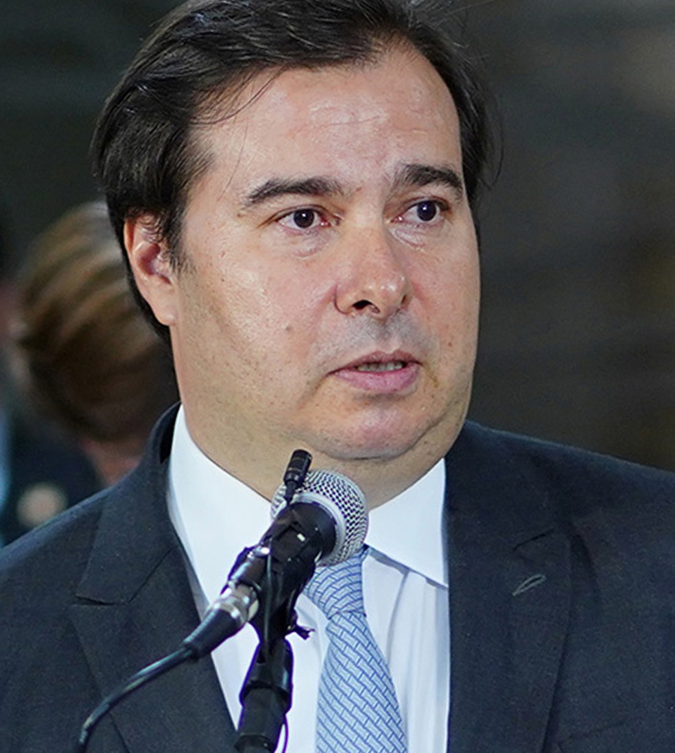 Maia diz que proposta é prioritária Política Valor Econômico