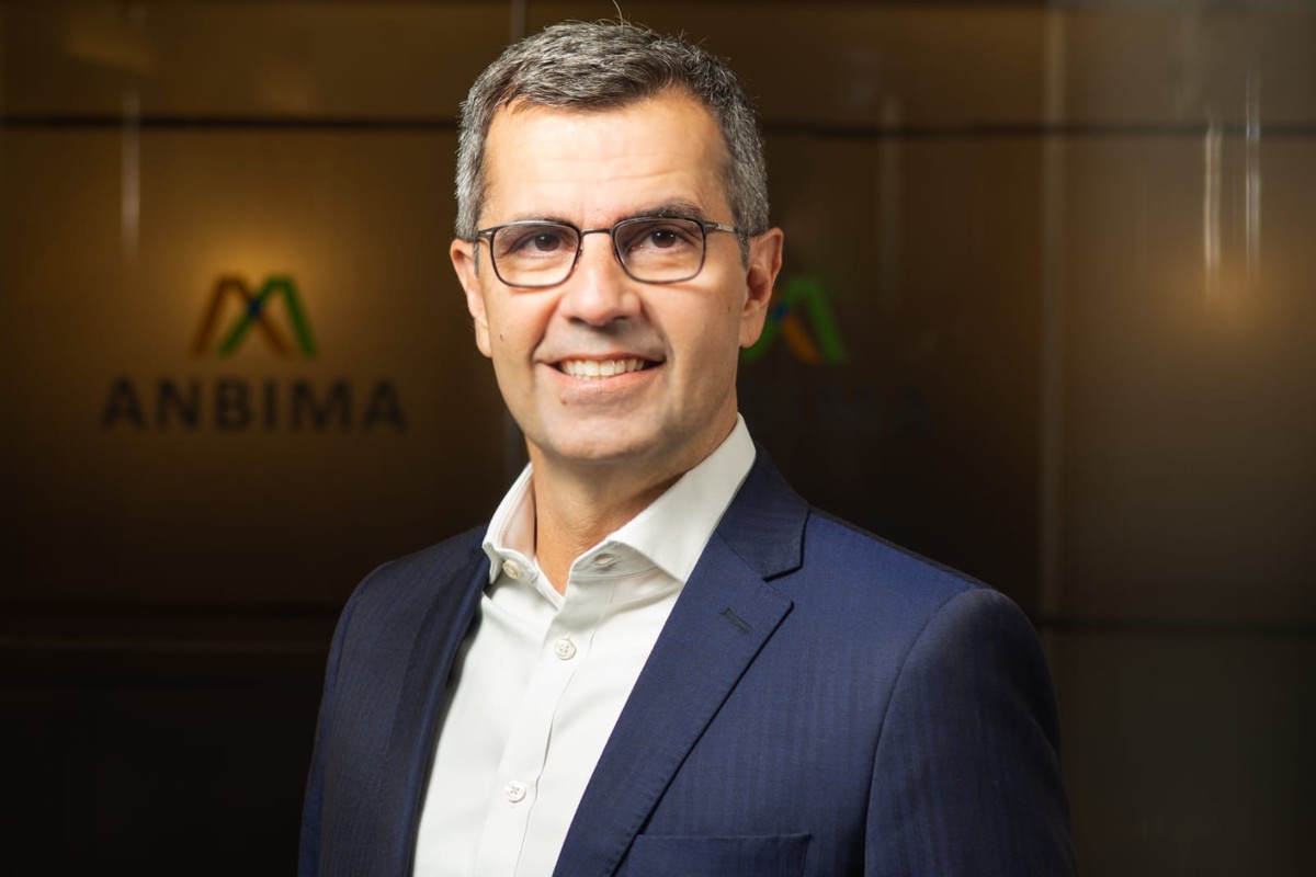 Anbima vota sucessão na diretoria; Roberto Paris deve assumir ...