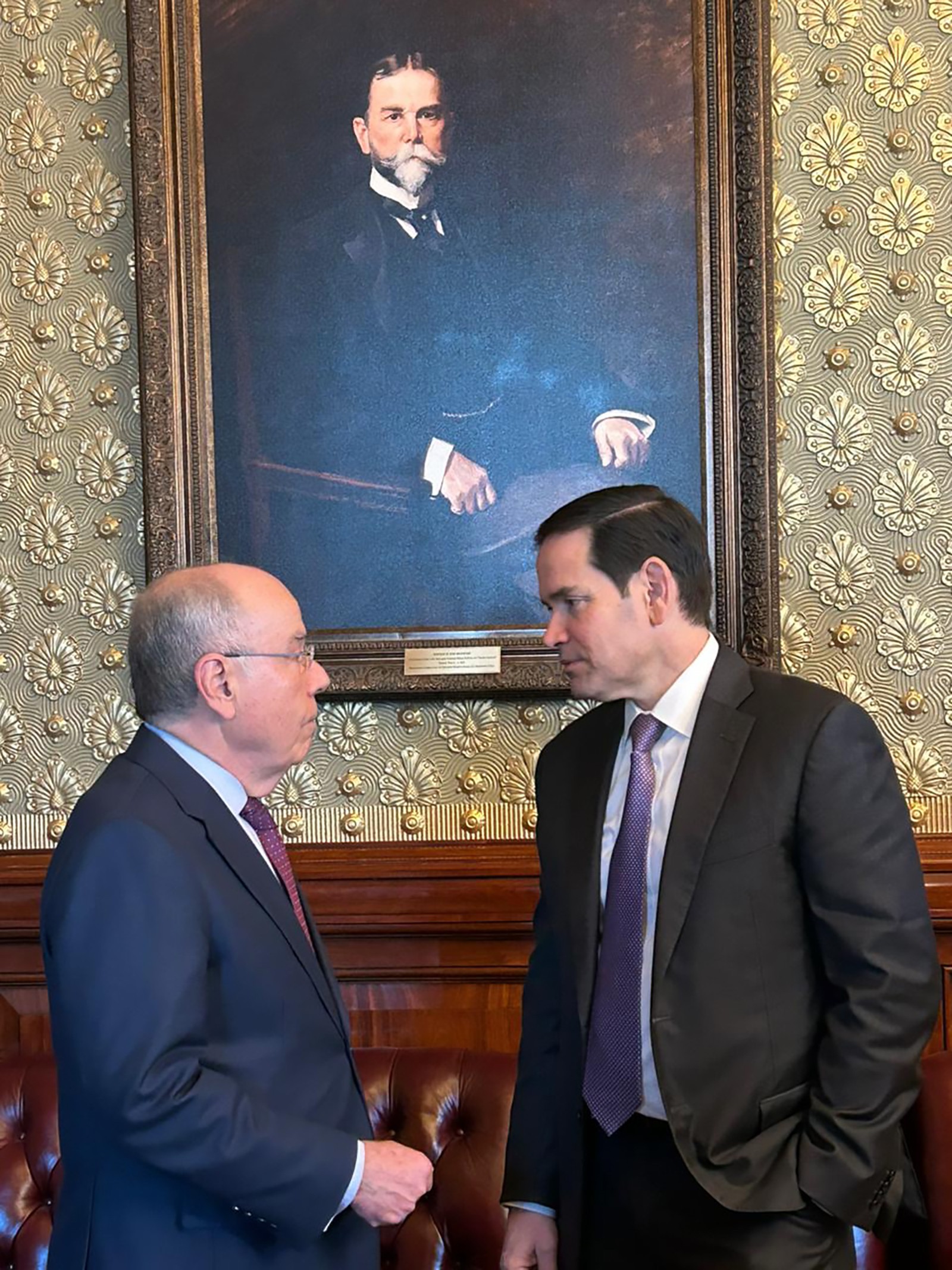Termina reunião de chanceler brasileiro e Marco Rubio para discutir tarifas dos EUA