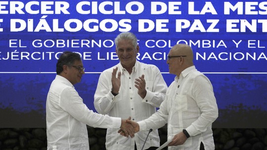 Colômbia e grupo guerrilheiro ELN acertam cessar-fogo de 6 meses