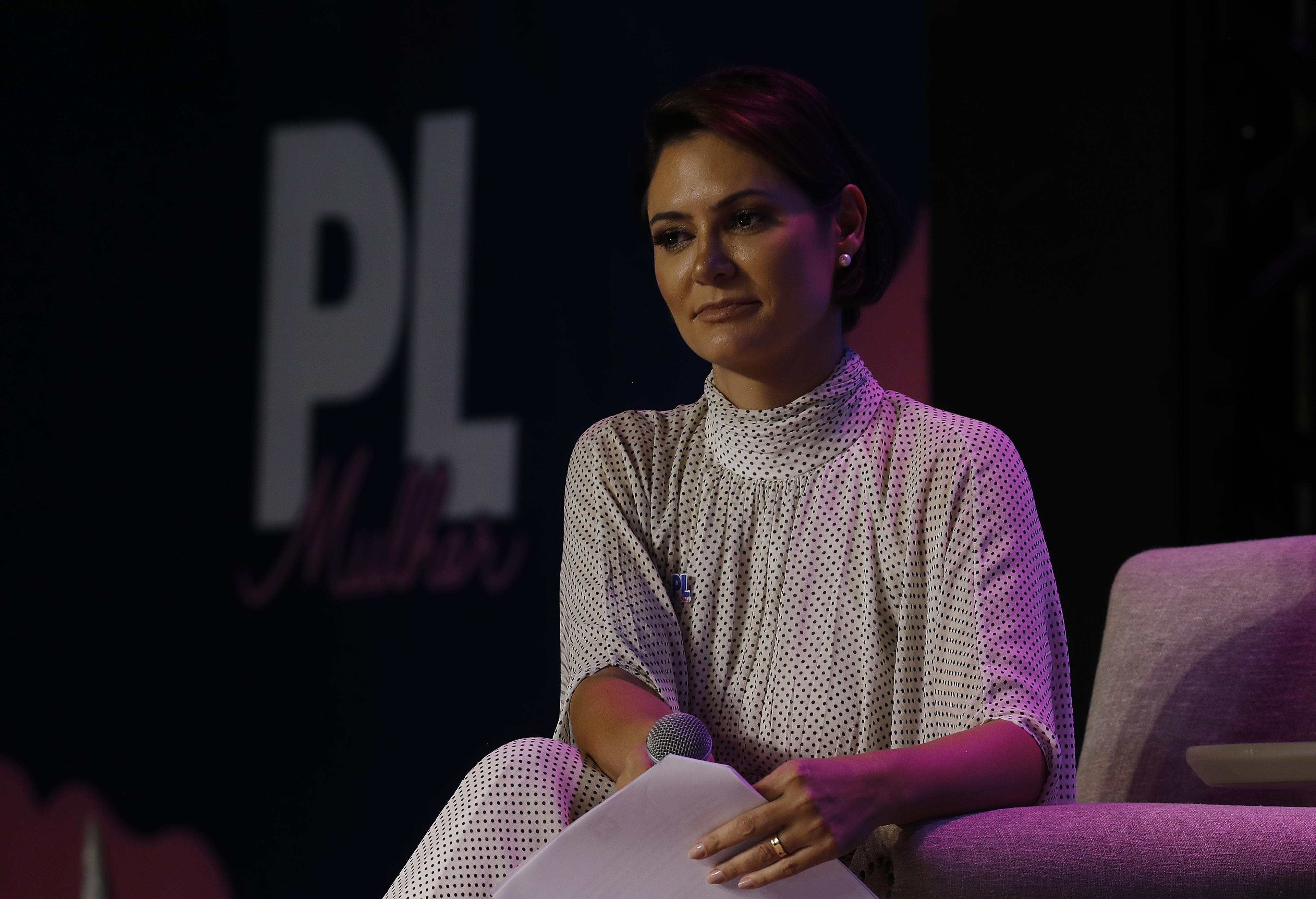 Por que Michelle rompeu pacto com Flávio a menos de um mês da convenção do PL