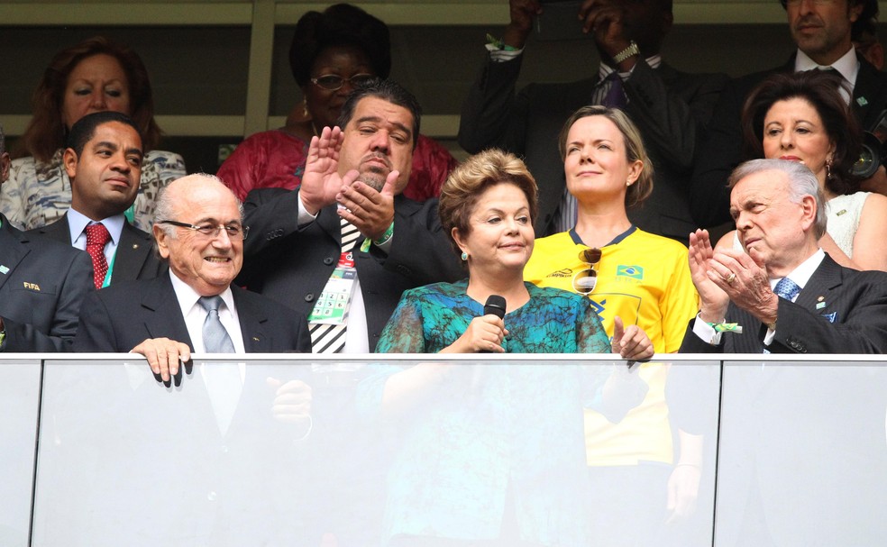 15 de junho de 2013: Presidente Dilma Rousseff é vaiada na abertura da Copa das Confederações, em Brasília   — Foto: Ivo Gonzalez/Agência O Globo 