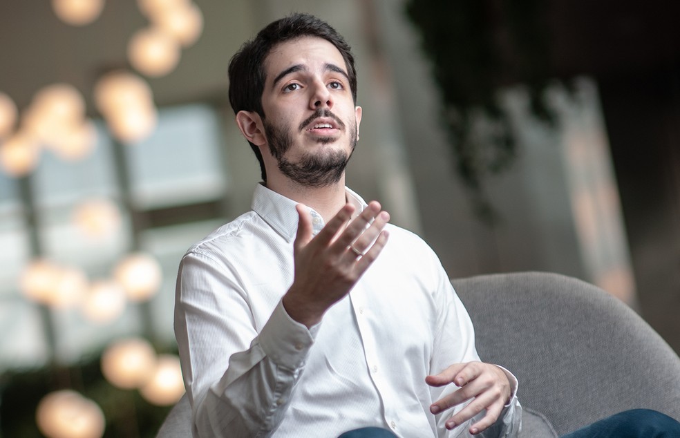 Henrique Danyi, do Santander, nota que modelos têm apontado para ‘tendência preocupante’ de aumento do juro neutro desde meados de 2021 — Foto: Gabriel Reis/Valor