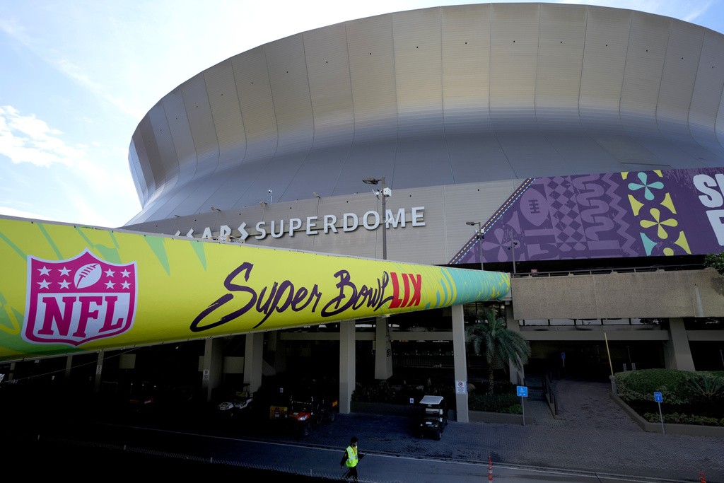 NFL faz aceno a Trump em primeiro Super Bowl desde sua volta à presidência