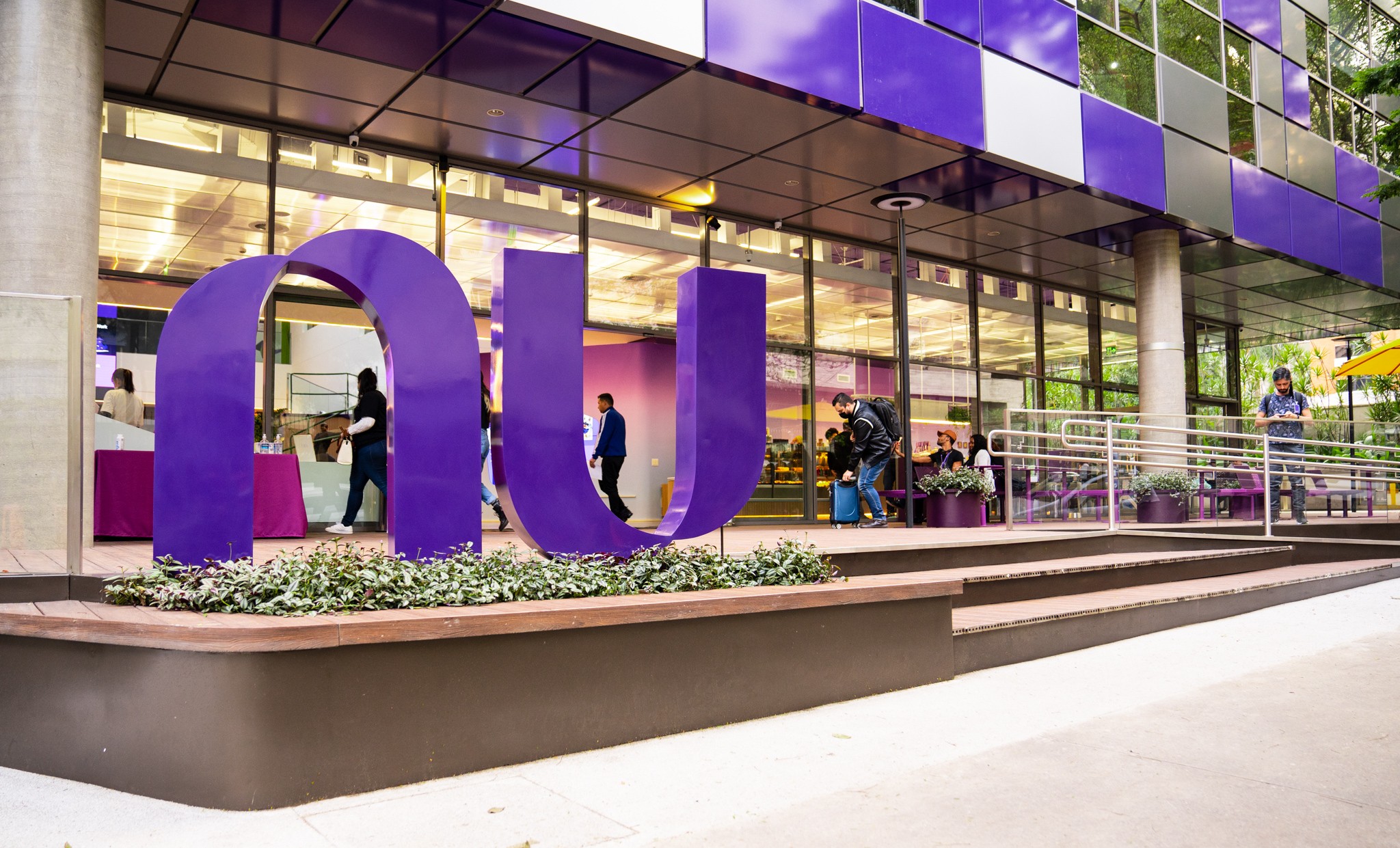 Nubank nomeia John Walton como diretor de seguranç