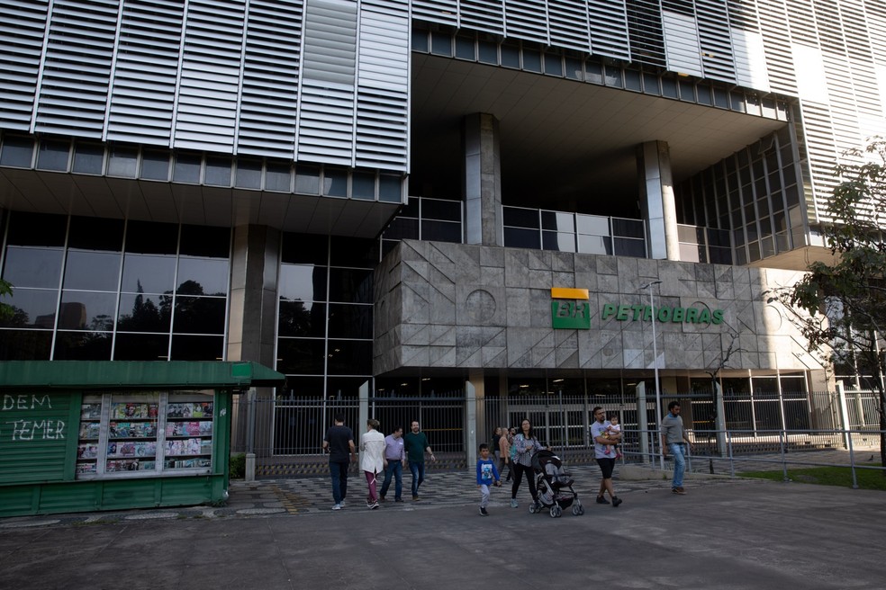 Conselheiros da Petrobras divergiram sobre preços dos combustíveis e solução para Sete Brasil — Foto: Bloomberg