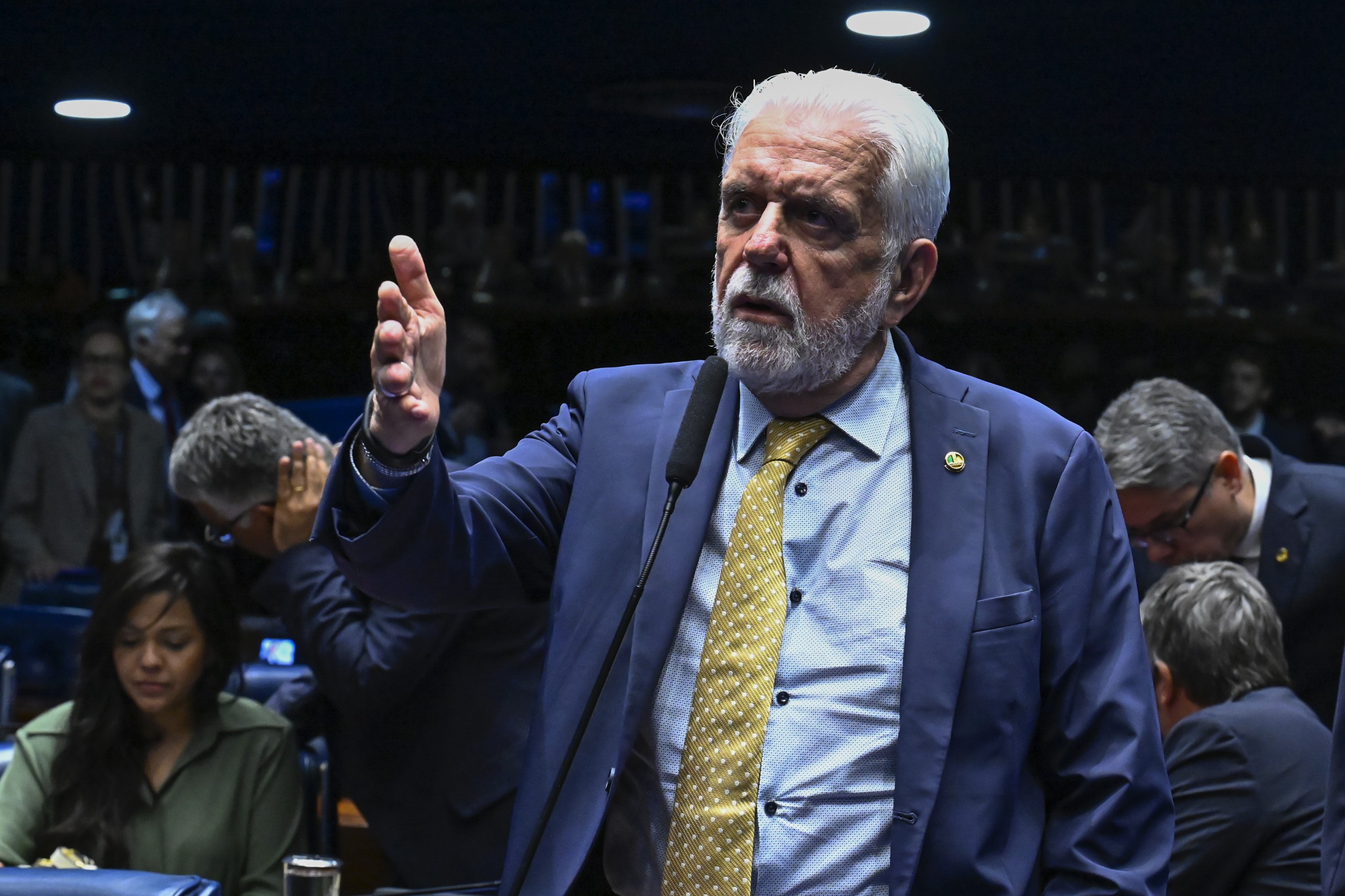 Lula deve se reunir com Jaques Wagner e decidir futuro da liderança