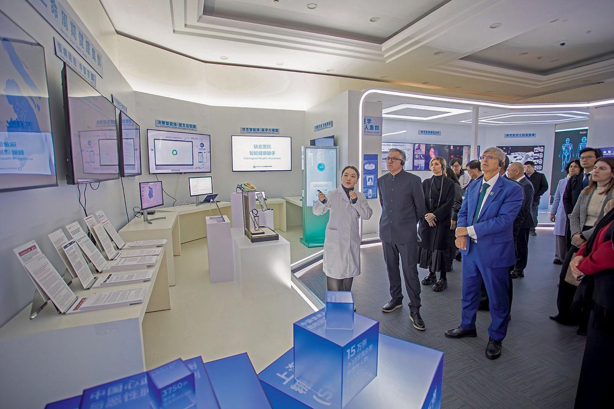 Brasil e China unem forças para realizar projetos nas áreas de saúde e agronegócio