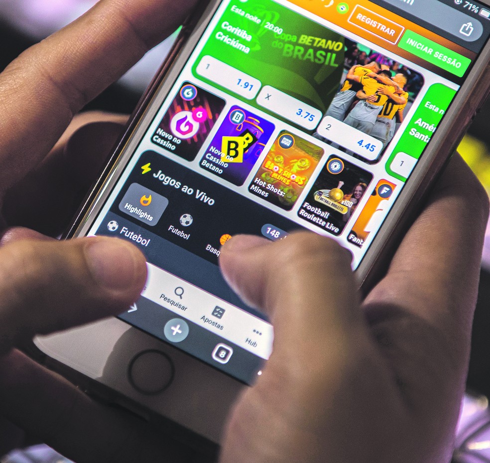 15opin 200 col op1 a12 img01