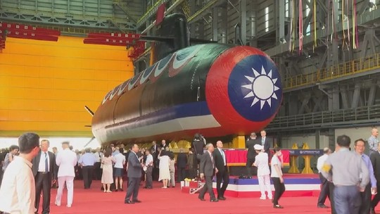 Taiwan apresenta primeiro submarino de fabricação própria