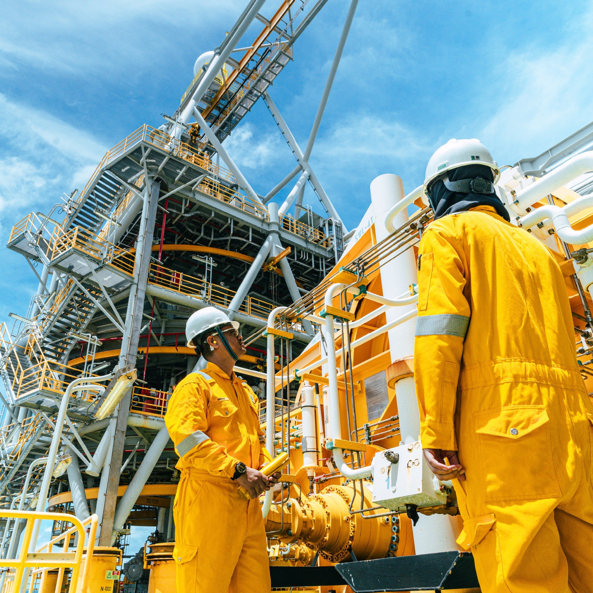 Petróleo cai, mas fica longe das mínimas com incertezas sobre acordo EUA-Irã