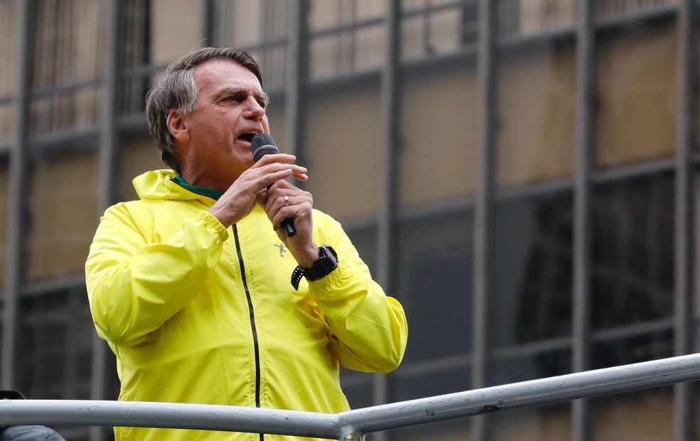 Bolsonaro em manifestação em SP pedindo anistia pelos atos golpistas  — Foto: Edilson Dantas / Agência O Globo